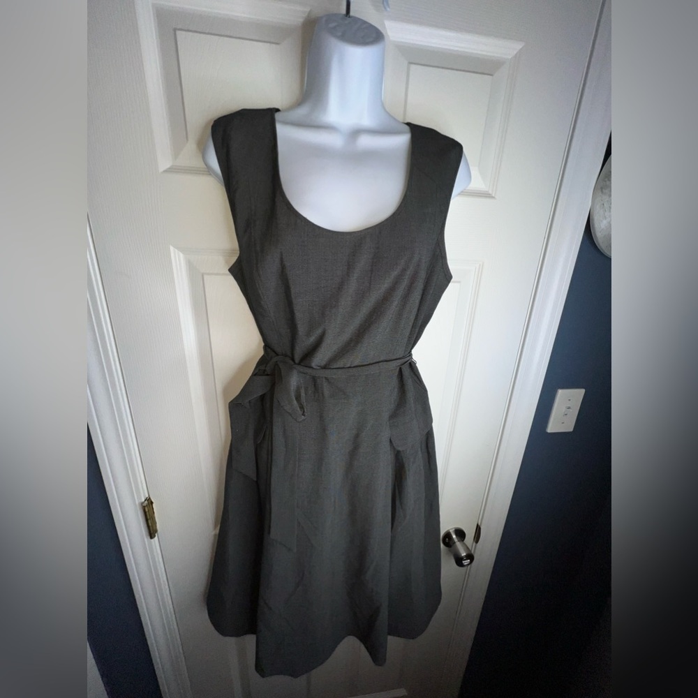 Calvin Klein Size 14 Gray Sheath Dress Suiting Career XL Suit Belt Sleeveless